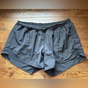 Lululemon Hotty Hot shorts size 10